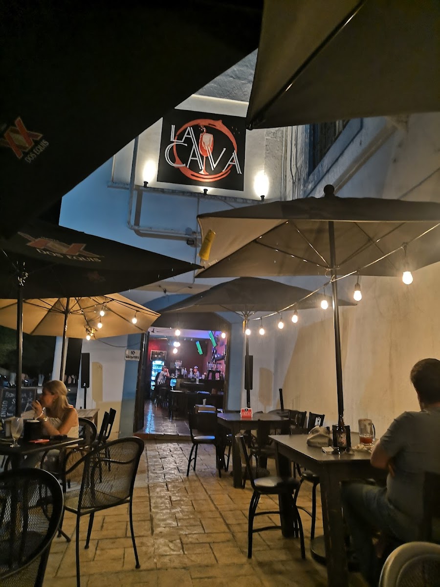 Restaurant Bar La Cava